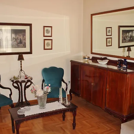 Naoussa Apartament