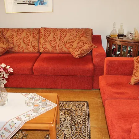 Naoussa Apartament *